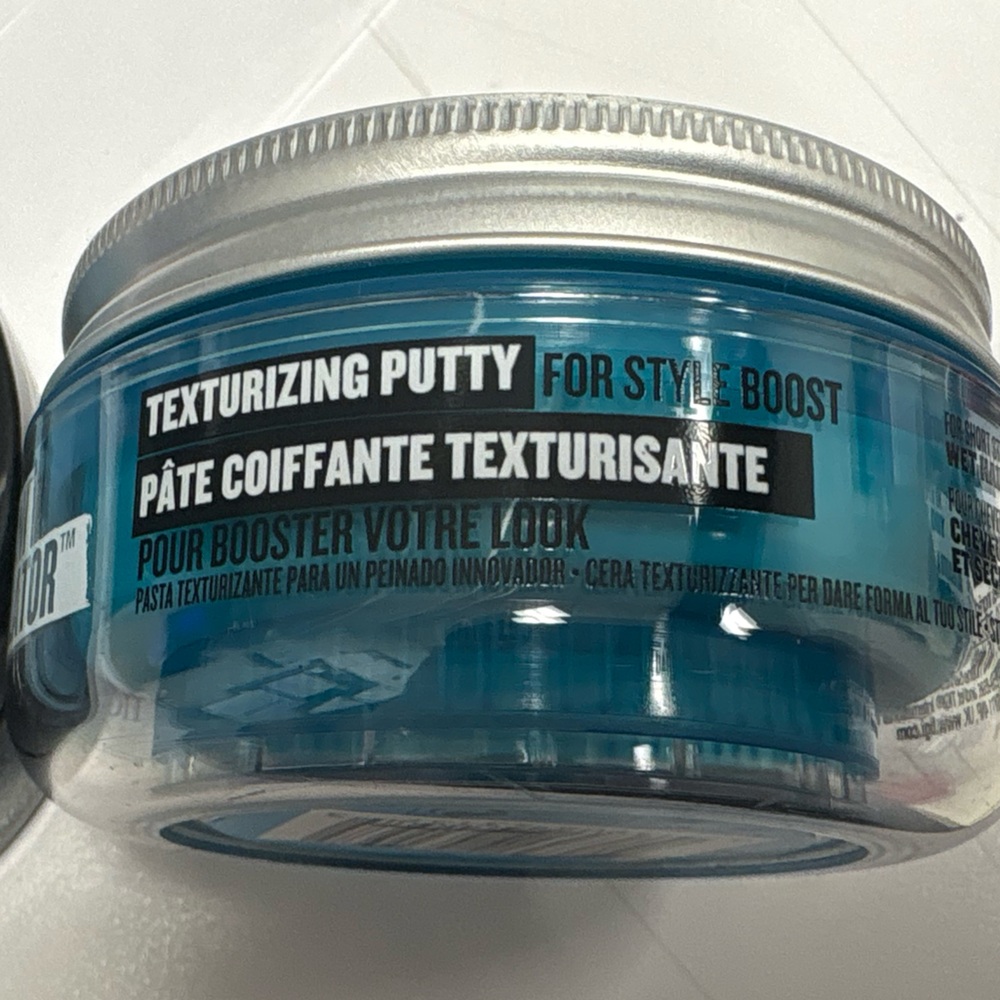 Texturizing Putty for Style Boost